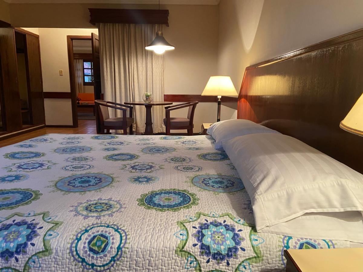 Puerto Quijarro  El Pantanal Hotel & Resort מראה חיצוני תמונה