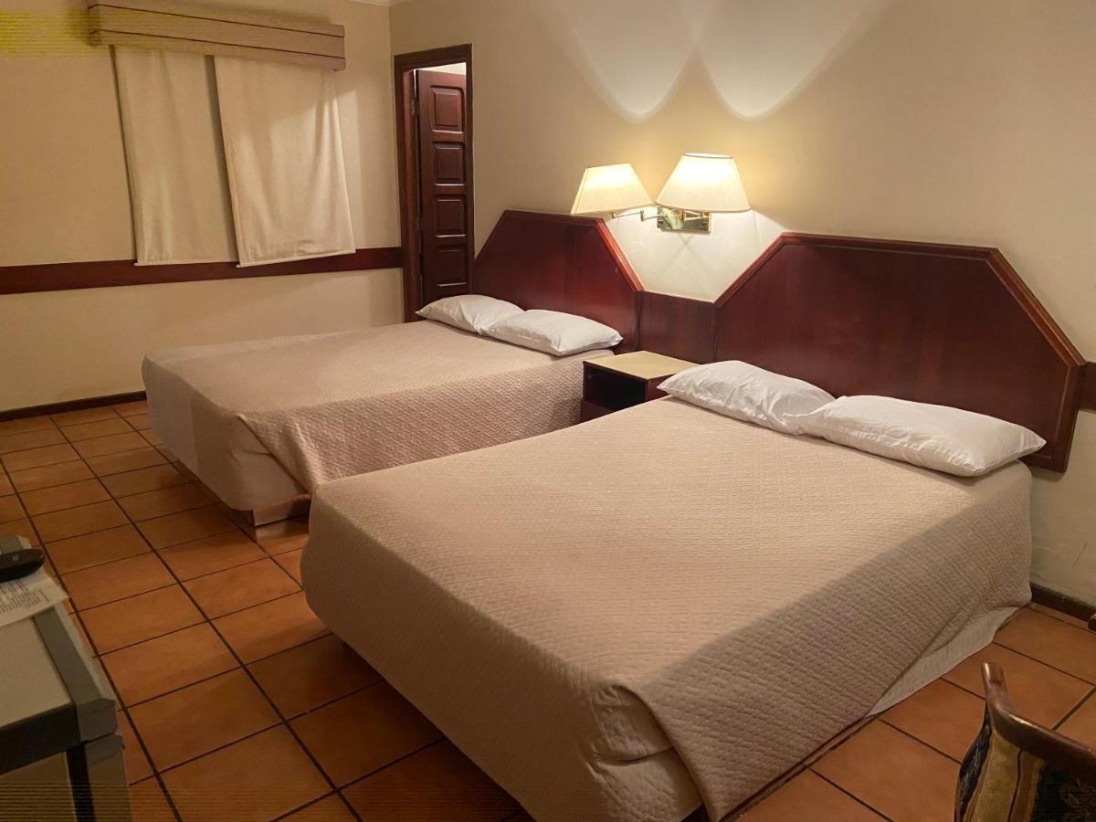 Puerto Quijarro  El Pantanal Hotel & Resort מראה חיצוני תמונה
